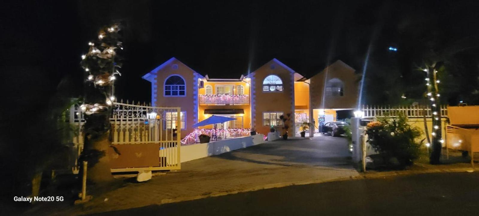 Faith'S Villa Tobago Diamond Extérieur photo